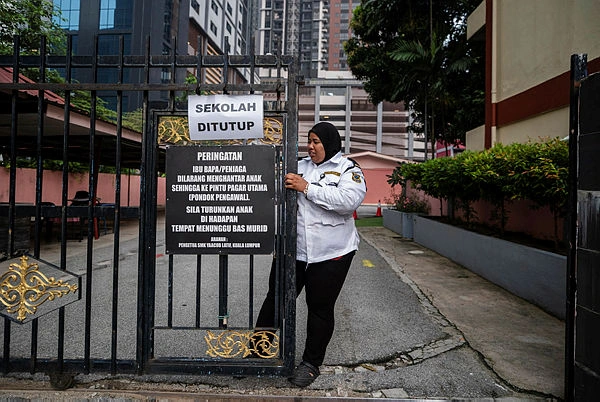 Image from: Haze: Johor extends closure of schools to another five days from Oct 19