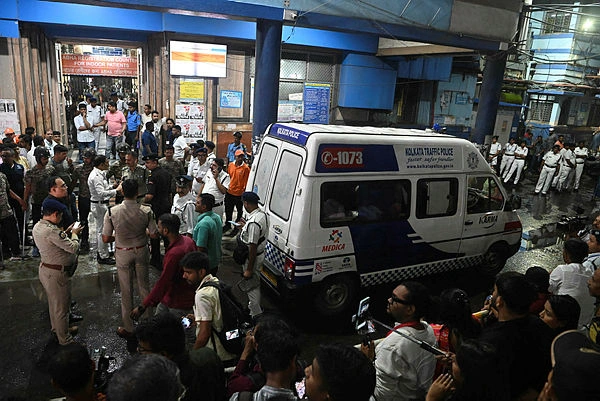 17 dead, 25 hurt in stampede at India religious gathering