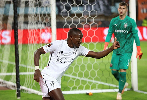 Leverkusen make it three wins in Europa League as Juve stall