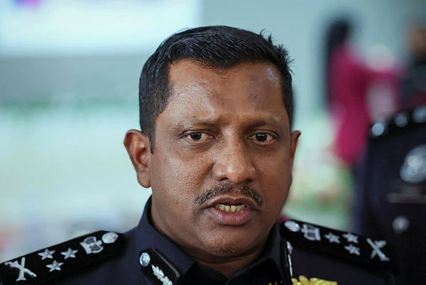 Image from: Rakyat Malaysia menyeludup dadah dalam kasut di Jepun dipercayai menerima ganjaran RM8,000