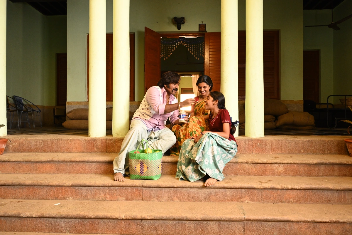 (Review) Baththa: When fear meets innocence