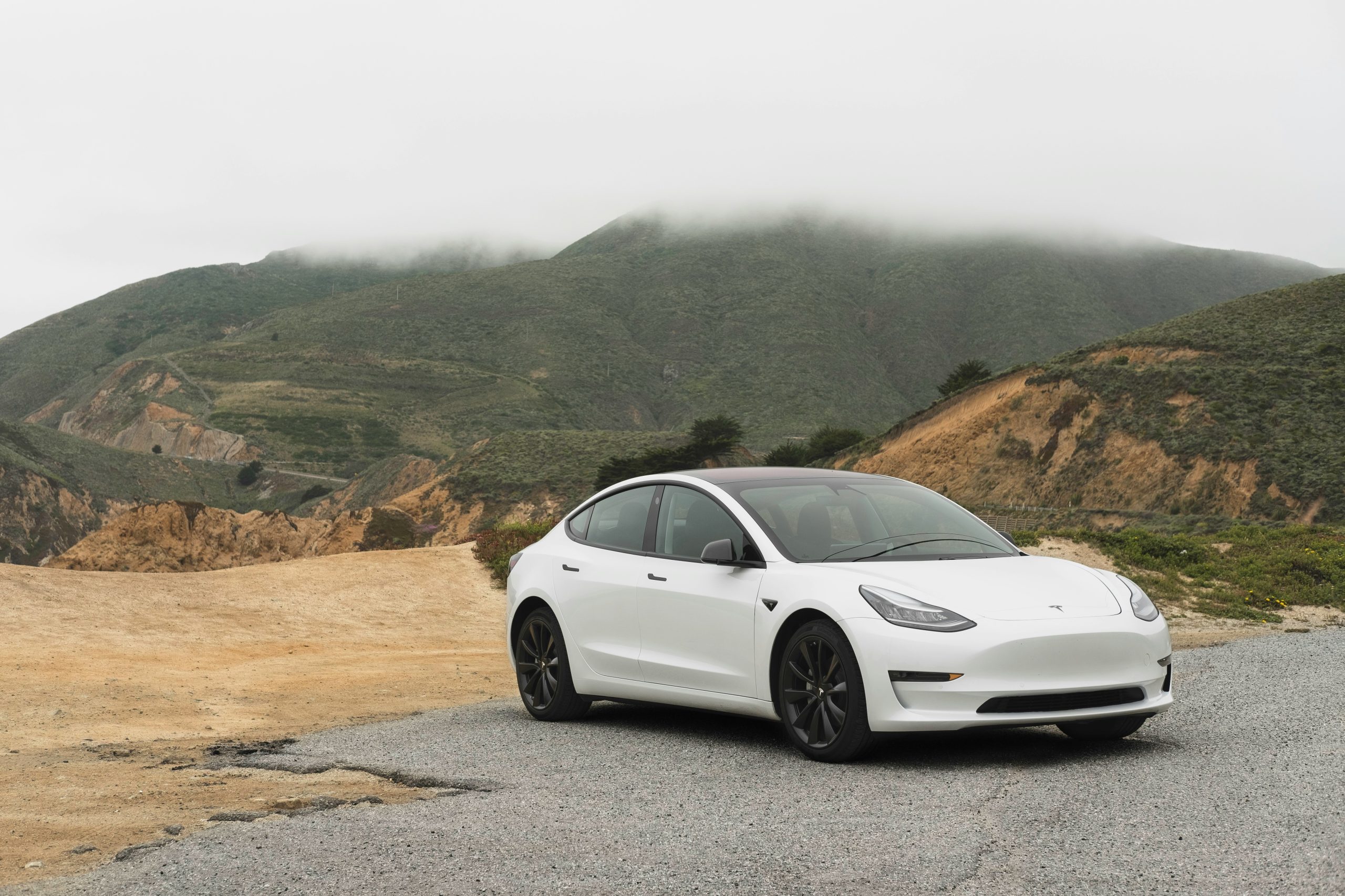 Tesla-SpaceX merger seen as inevitable, but valuation uncertain