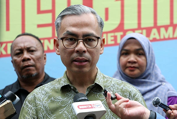 Fahmi condemns cyberbullying of UM student, advises victims to lodge reports